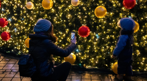 Christmas light installation cost in Jacksonville, FL